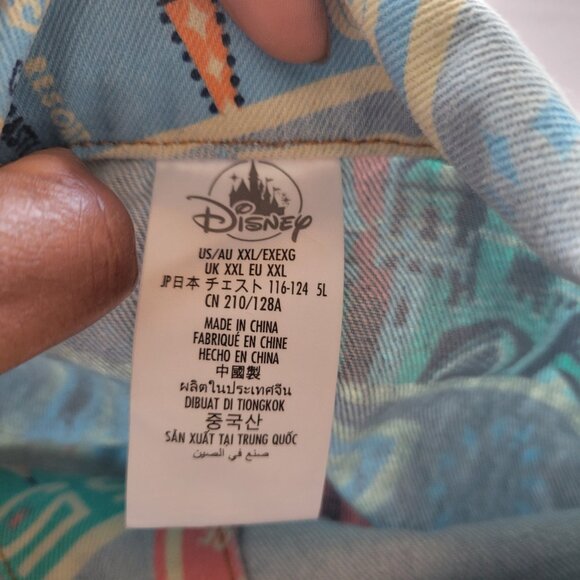 NWT - Castles of Disney Parks D23 Postage Stamps Denim Jacket (Size 2X) - Picture 11 of 16